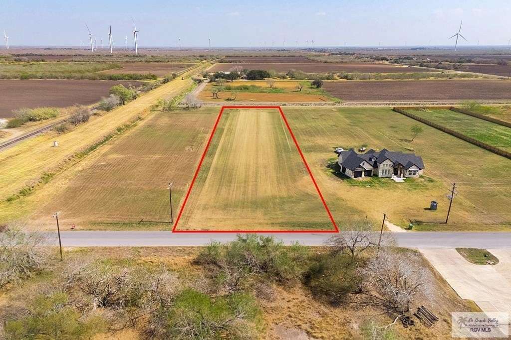 2.55 Acres of Residential Land for Sale in Lozano, Texas