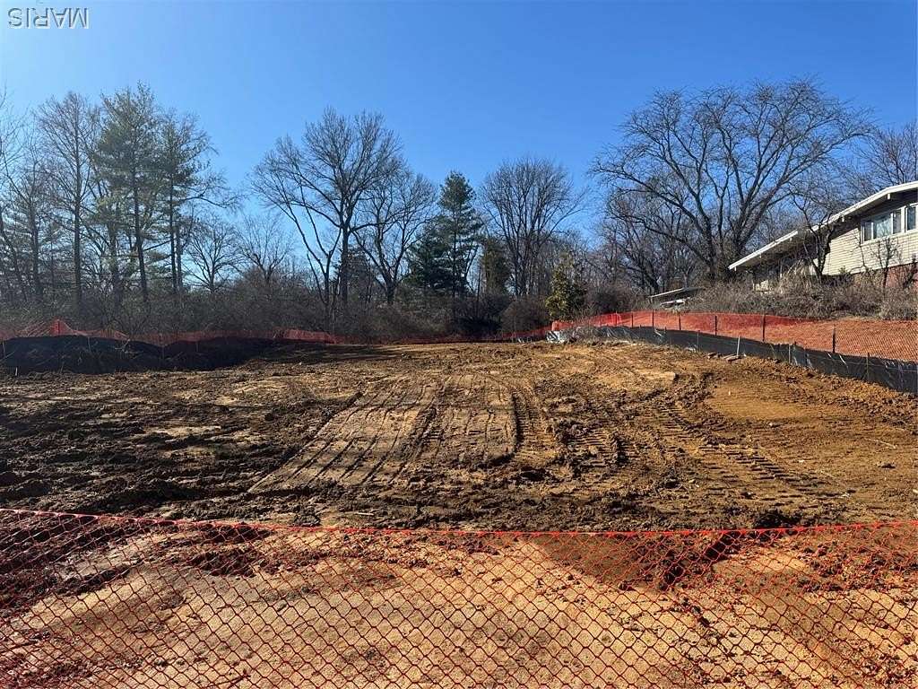 0.56 Acres of Residential Land for Sale in St. Louis, Missouri