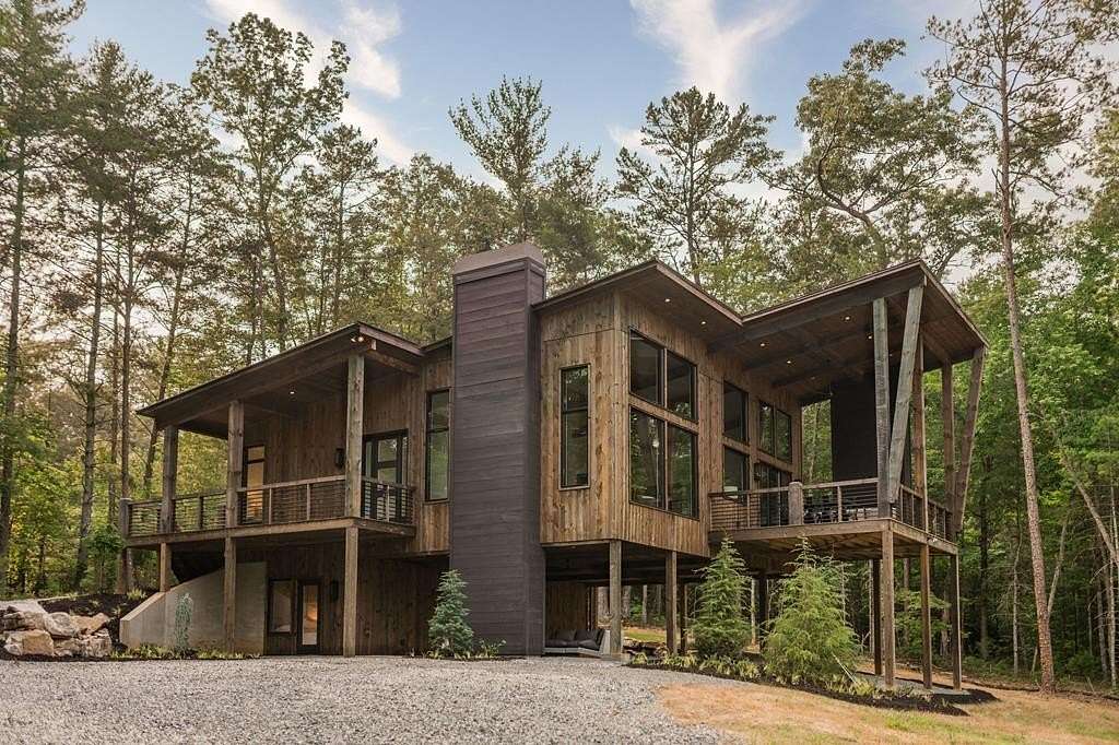 2.65 Acres of Land with Home for Sale in Blue Ridge, Georgia