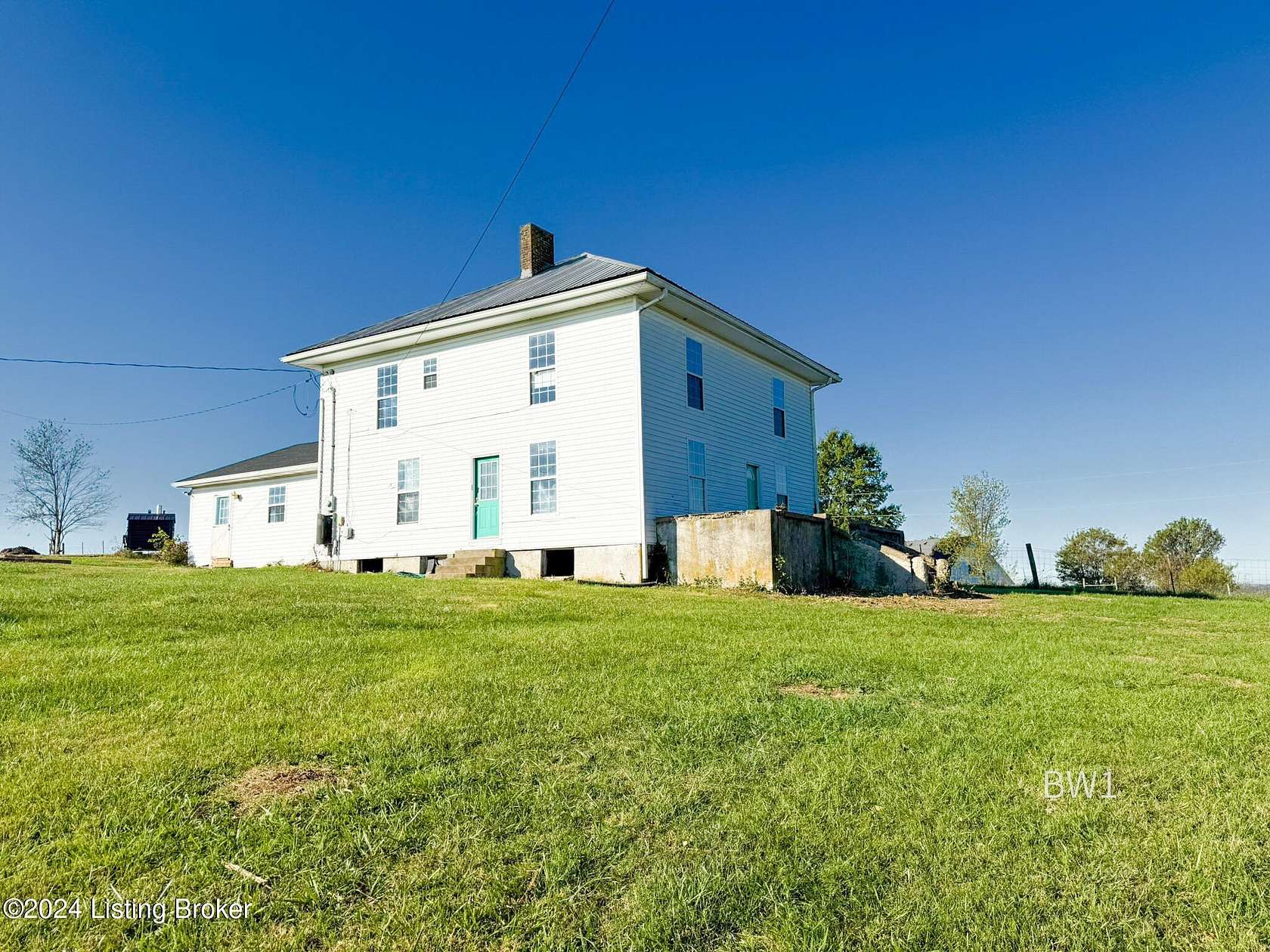 5.36 Acres of Land with Home for Sale in Shelbyville, Kentucky