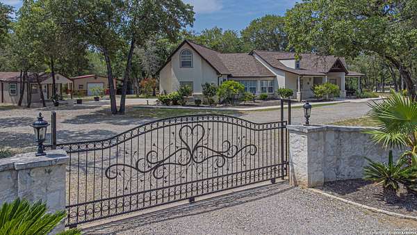 2 Acres of Land with Home for Lease in Floresville, Texas