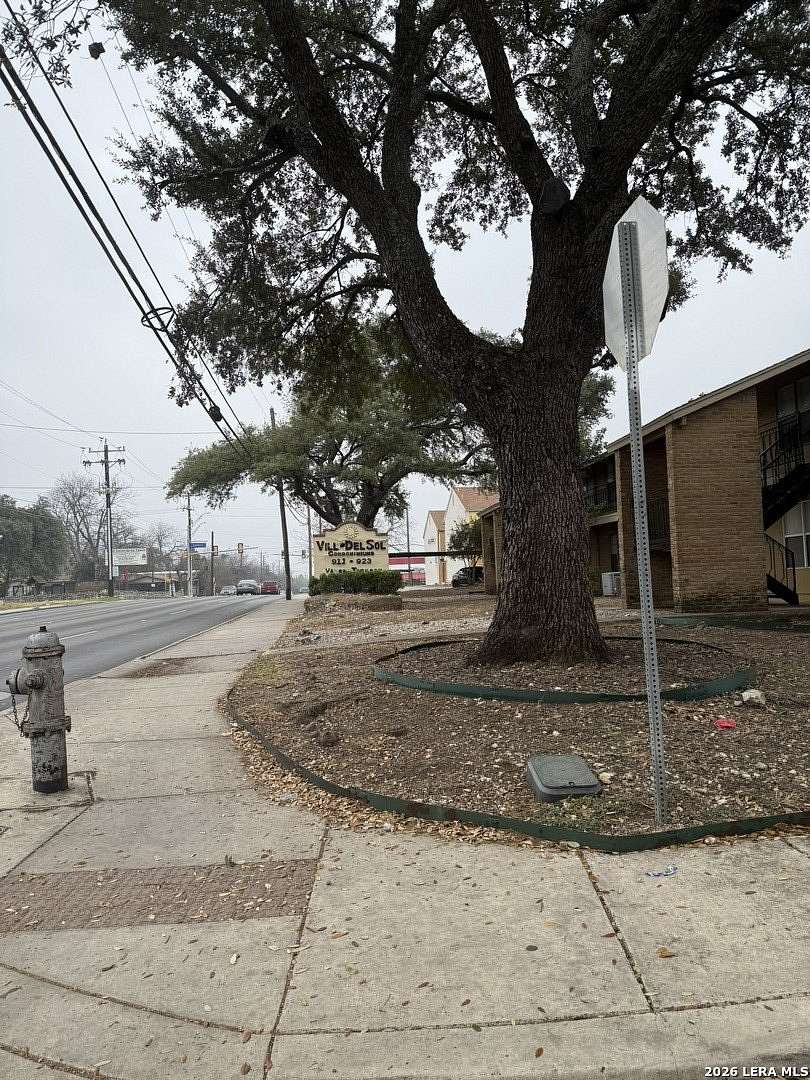 8.22 Acres of Land with Home for Lease in San Antonio, Texas