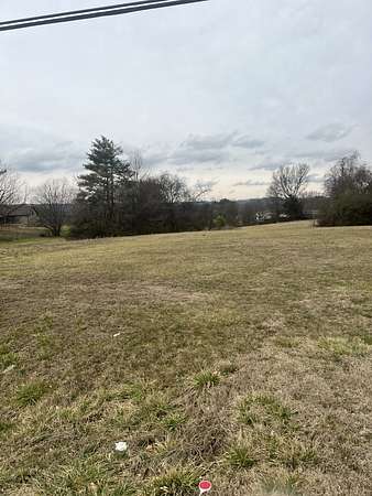 2 Acres of Residential Land for Sale in Columbia, Tennessee