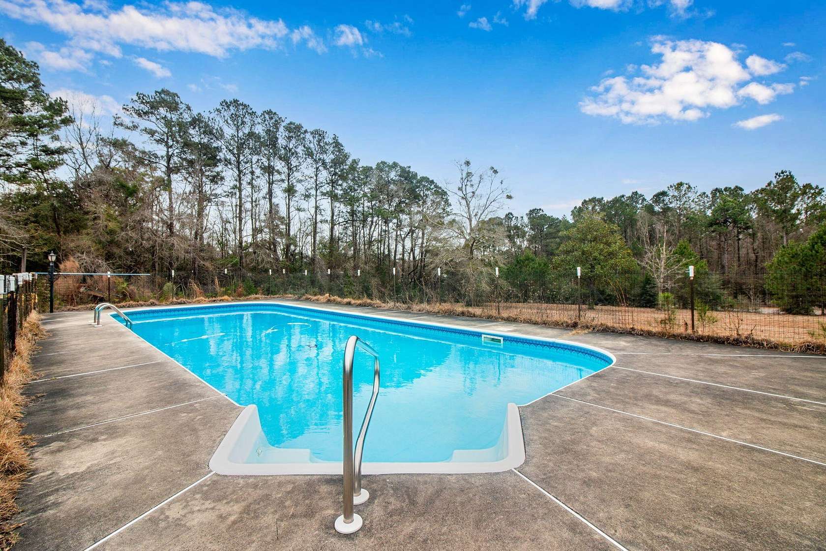 5 Acres of Land with Home for Sale in DeFuniak Springs, Florida