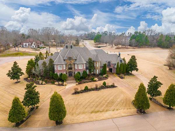 2 Acres of Land with Home for Sale in Collierville, Tennessee