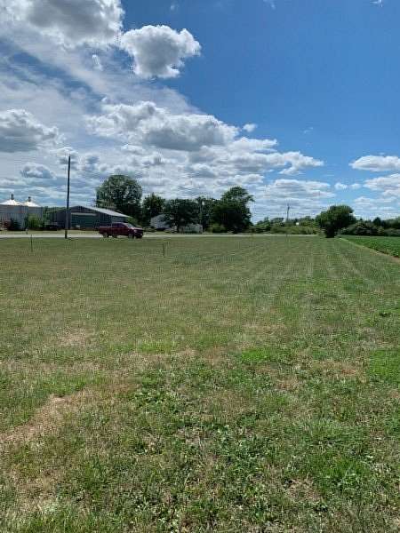 1.25 Acres of Residential Land for Sale in St. Joseph, Illinois