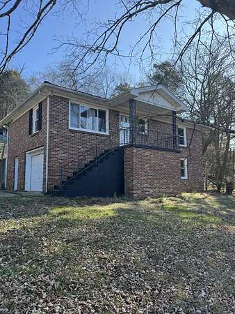 1.52 Acres of Land with Home for Sale in Carthage, Tennessee