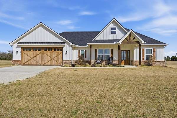 2 Acres of Land with Home for Sale in Mabank, Texas