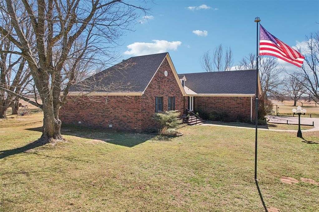 2.5 Acres of Land with Home for Sale in Shawnee, Oklahoma