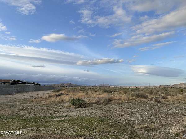 Residential Land for Sale in Rosamond, California