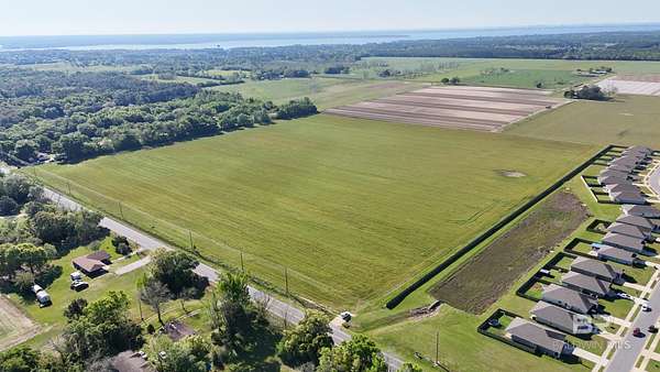 4 Acres of Residential Land for Sale in Lillian, Alabama