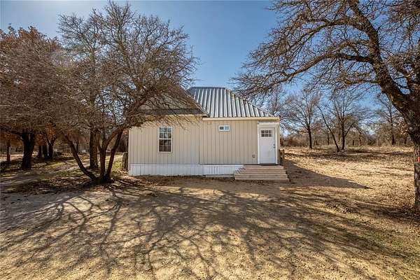 19 Acres of Land with Home for Sale in Anson, Texas