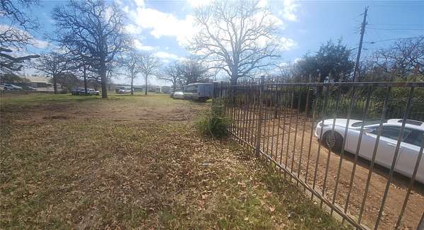 1.7 Acres of Commercial Land for Sale in Irving, Texas