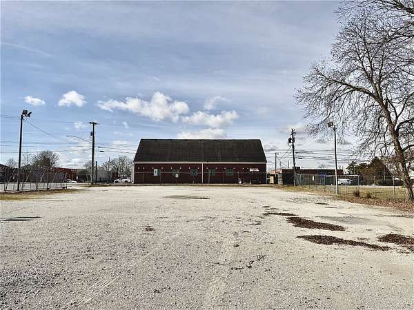 0.57 Acres of Commercial Land for Sale in Tullahoma, Tennessee