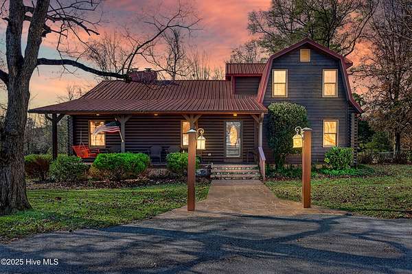 6.1 Acres of Land with Home for Sale in Jacksonville, North Carolina