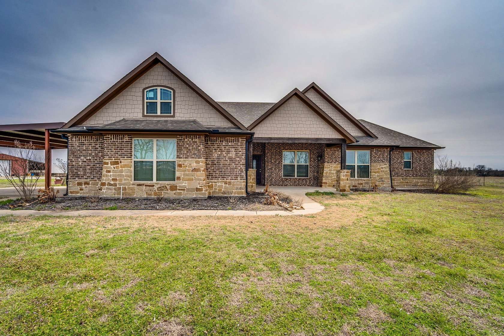 14.2 Acres of Land with Home for Sale in Waxahachie, Texas