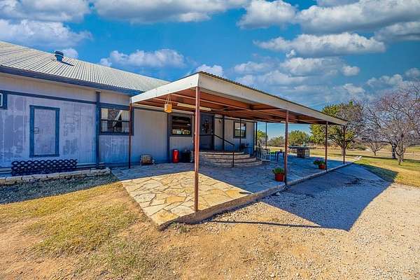 6 Acres of Land with Home for Sale in Glen Rose, Texas