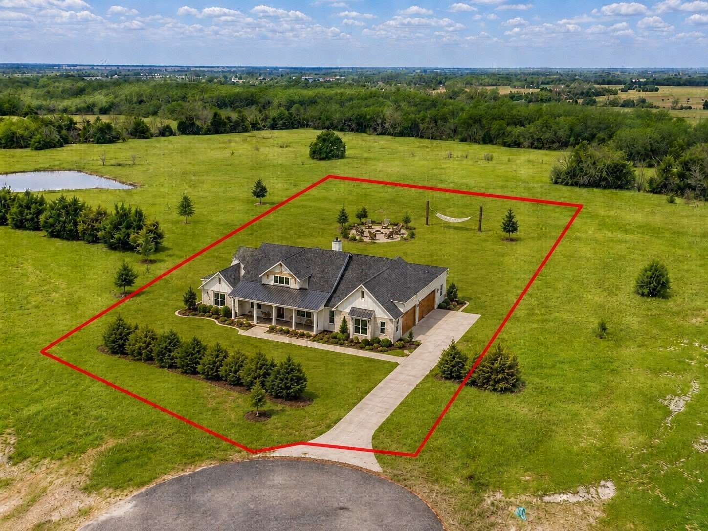 1 Acre of Residential Land for Sale in Celeste, Texas