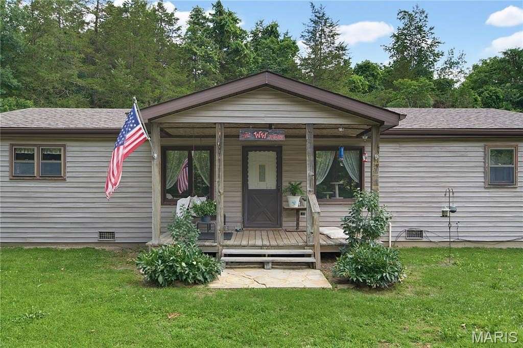 14.6 Acres of Land with Home for Sale in Annapolis, Missouri