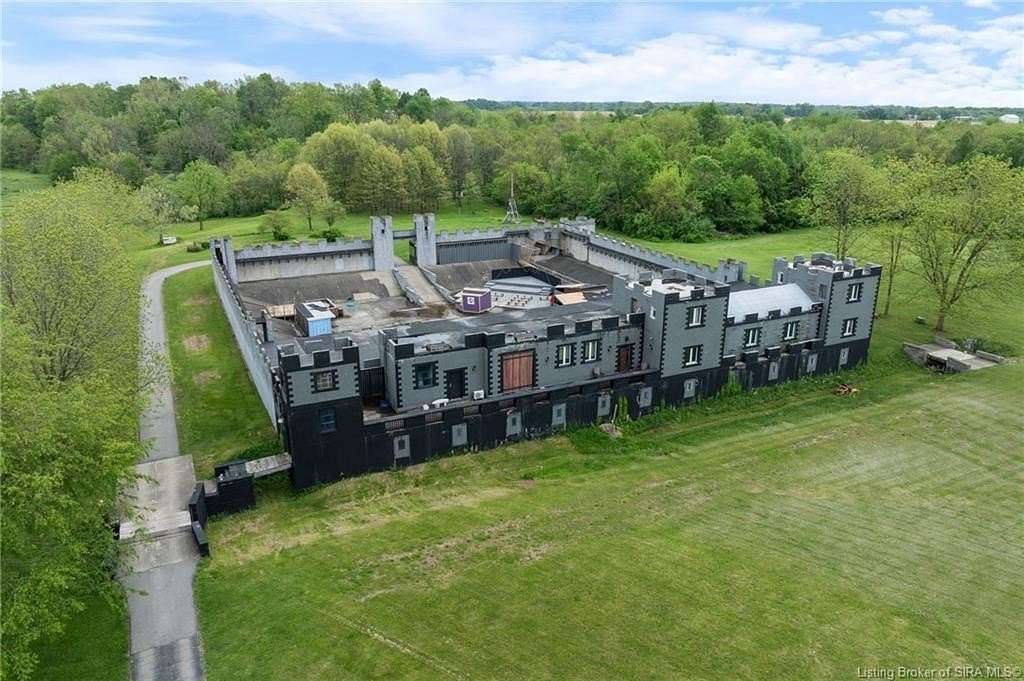 8 Acres of Land with Home for Sale in Charlestown, Indiana