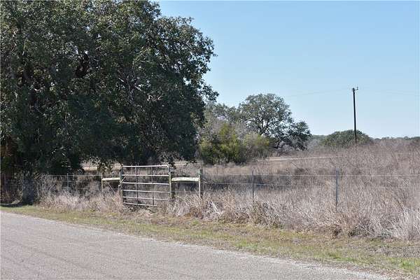 10.1 Acres of Land for Sale in Refugio, Texas