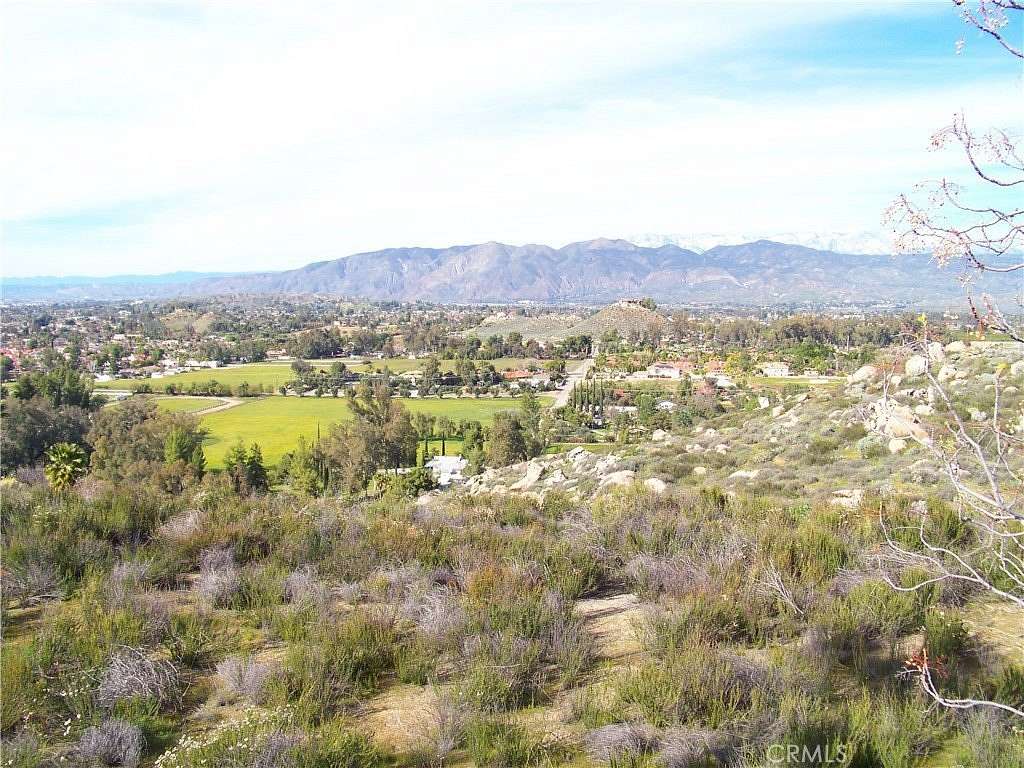 0.9 Acres of Residential Land for Sale in Hemet, California