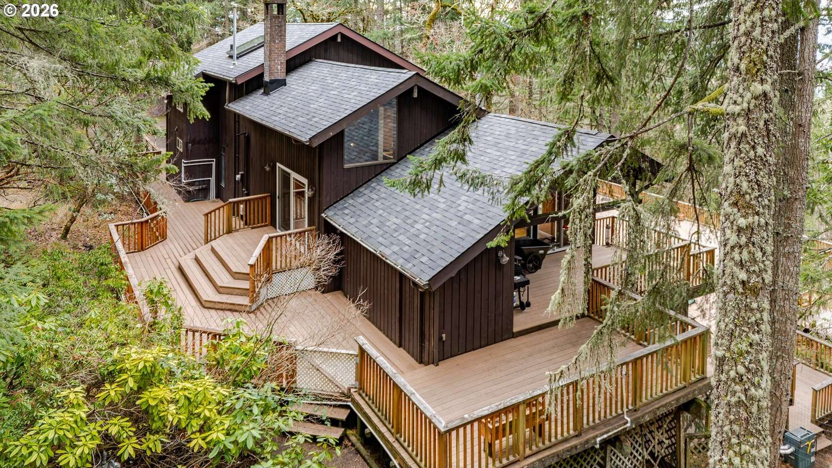 2.23 Acres of Land with Home for Sale in Corvallis, Oregon