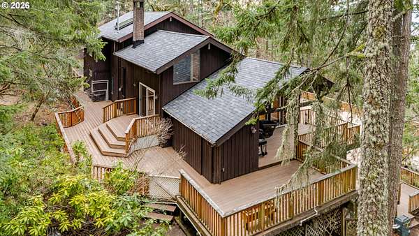 2.23 Acres of Land with Home for Sale in Corvallis, Oregon