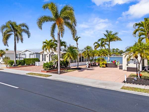 0.07 Acres of Residential Land for Sale in Naples, Florida