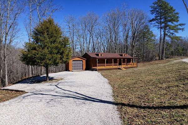 5.22 Acres of Land with Home for Sale in Beattyville, Kentucky