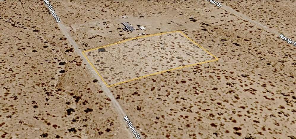 1 Acre of Residential Land for Sale in Dolan Springs, Arizona