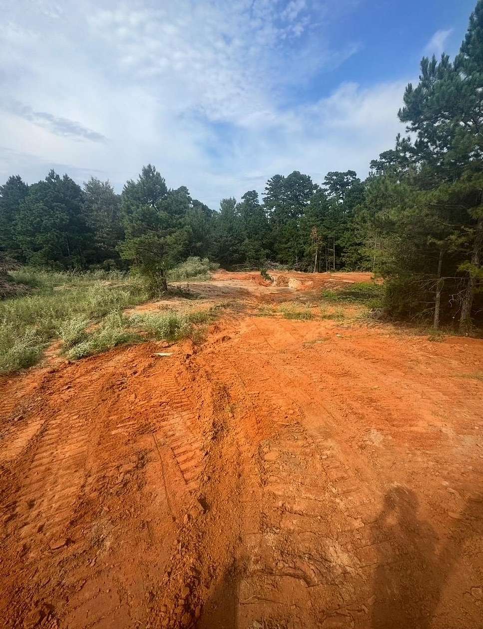 5 Acres of Residential Land for Sale in Big Sandy, Texas