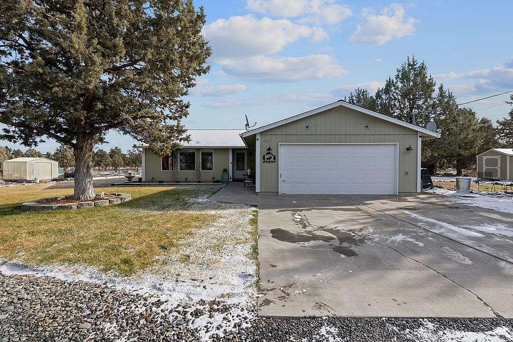 2.12 Acres of Land with Home for Sale in Prineville, Oregon