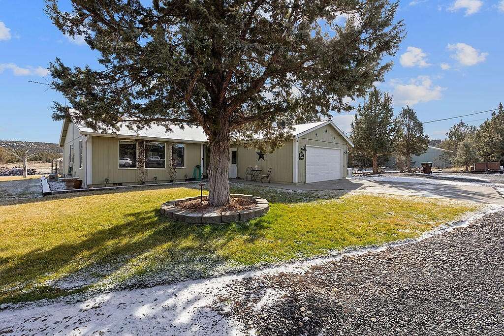 2.12 Acres of Land with Home for Sale in Prineville, Oregon