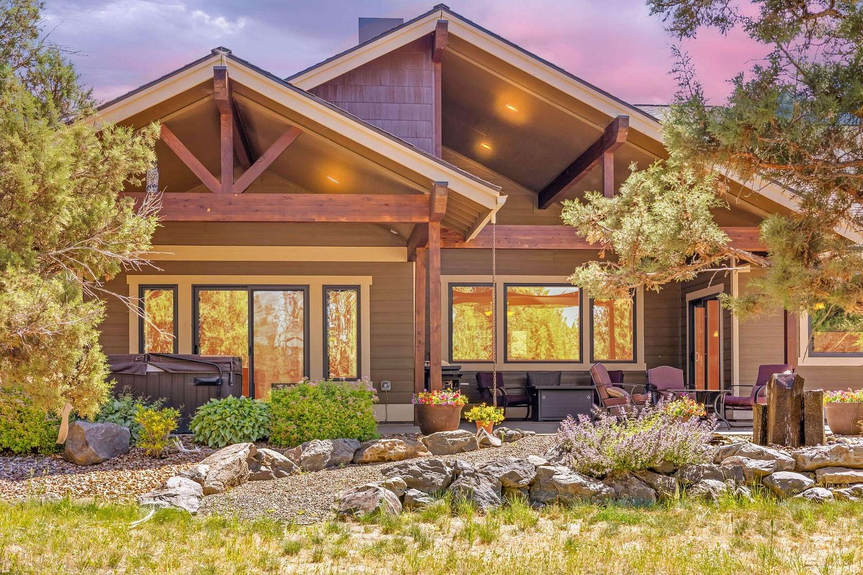 4.53 Acres of Land with Home for Sale in Prineville, Oregon