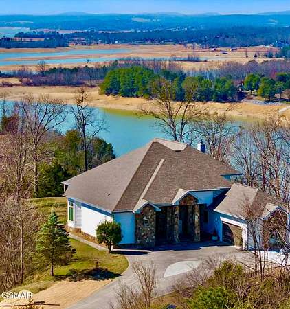 5.17 Acres of Land with Home for Sale in Dandridge, Tennessee