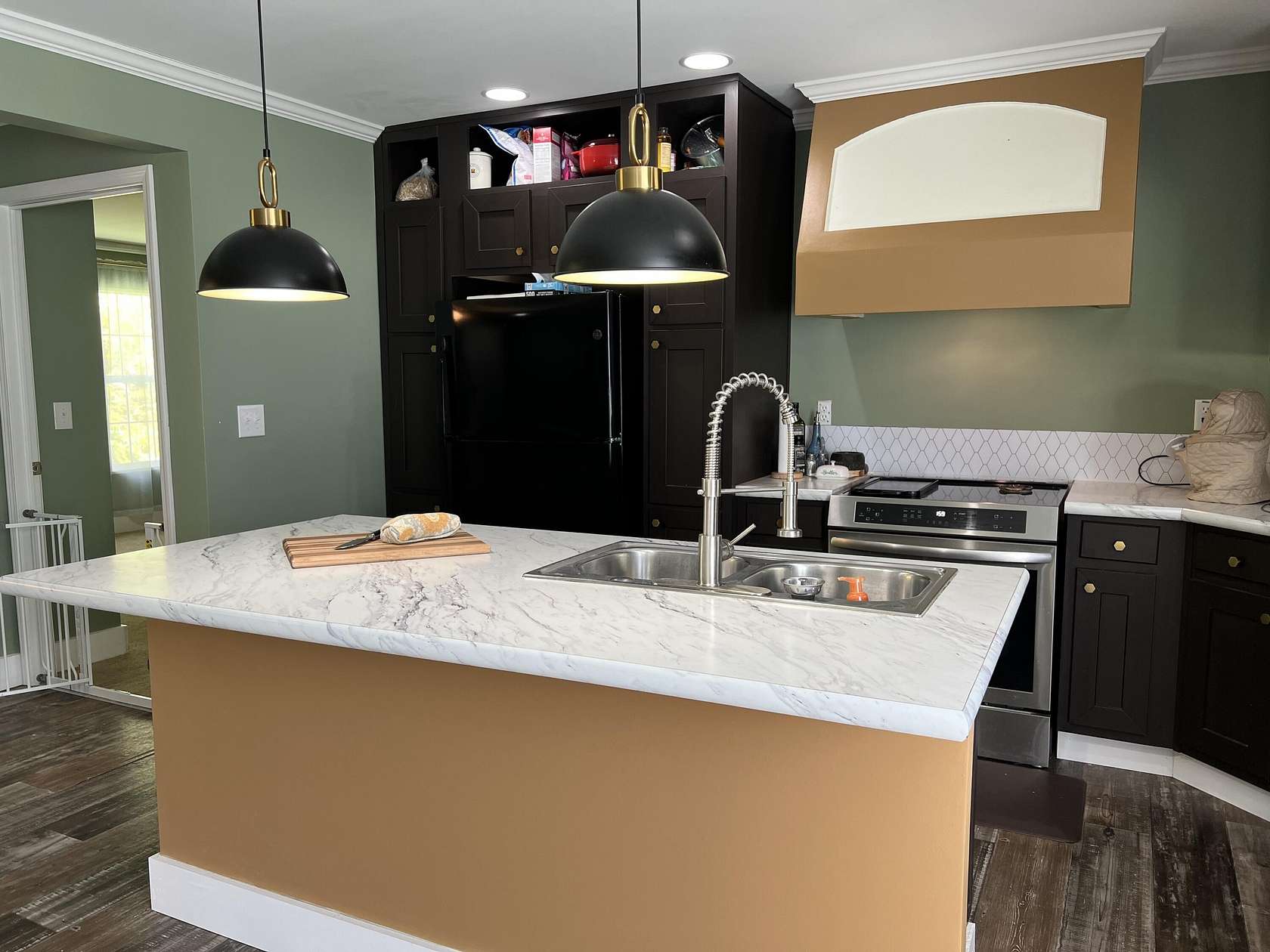 7.1 Acres of Land with Home for Sale in Oneida, Kentucky