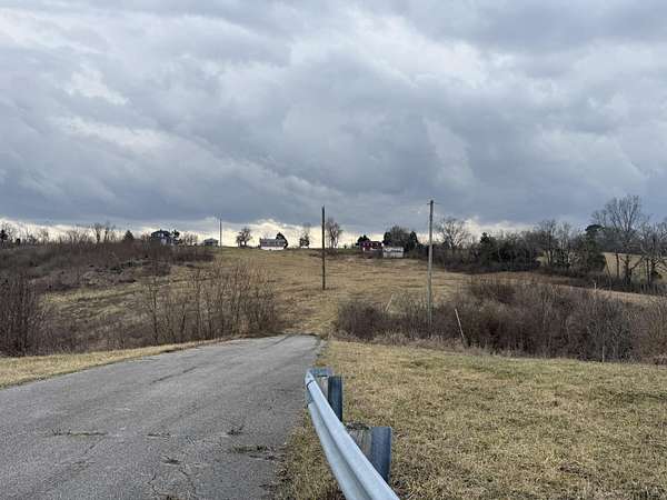 10 Acres of Land for Sale in Richmond, Kentucky