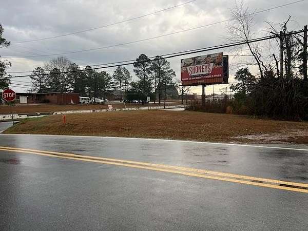 0.92 Acres of Commercial Land for Sale in Lyons, Georgia