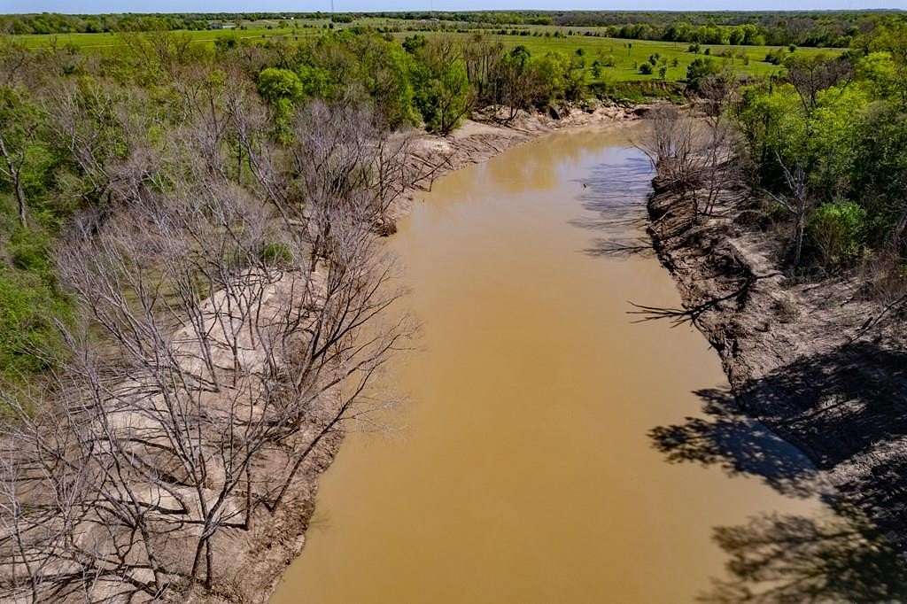 12.3 Acres of Recreational & Residential Land for Sale in Cayuga, Texas