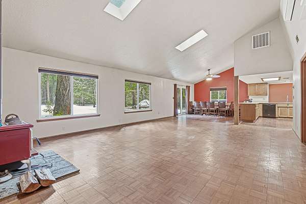 6.65 Acres of Land with Home for Sale in Selma, Oregon