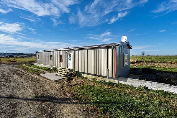 18.5 Acres of Land with Home for Sale in Ballantine, Montana