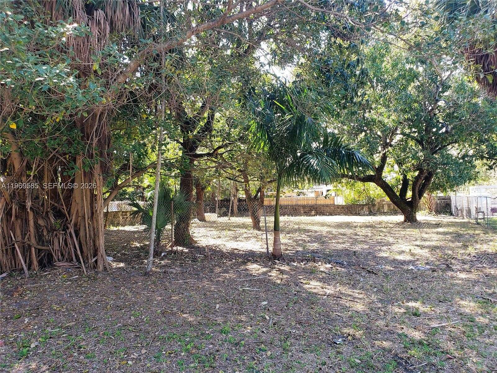 0.25 Acres of Residential Land for Sale in Doral, Florida