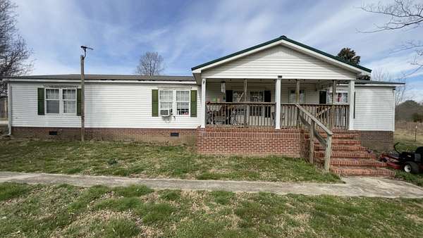 7.88 Acres of Land with Home for Sale in Estill Springs, Tennessee