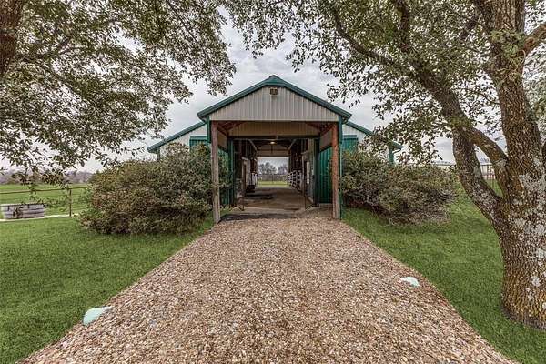 12.6 Acres of Land for Sale in Blue Ridge, Texas