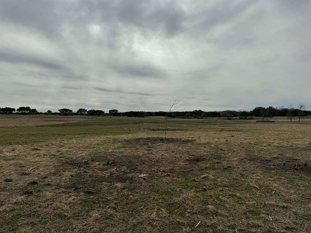 10.1 Acres of Recreational & Residential Land for Sale in Iredell, Texas