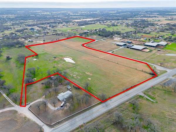 21.2 Acres of Agricultural & Residential Land for Sale in Weatherford, Texas