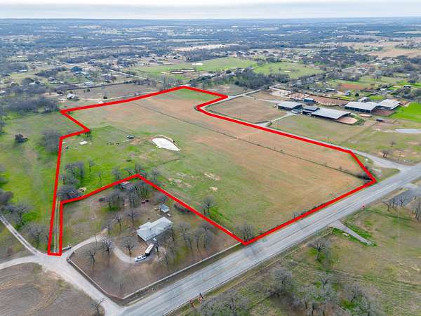 21.2 Acres of Land for Sale in Weatherford, Texas