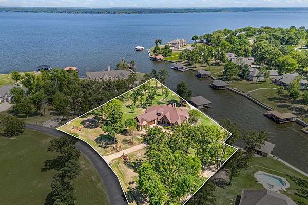 2.1 Acres of Land with Home for Sale in Chandler, Texas