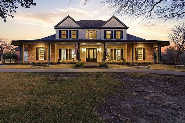 3.34 Acres of Land with Home for Sale in Fort Worth, Texas